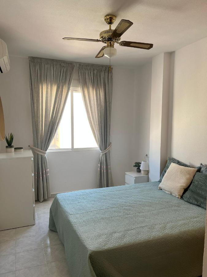 Apatrament Torrevieja Apartment Luaran gambar